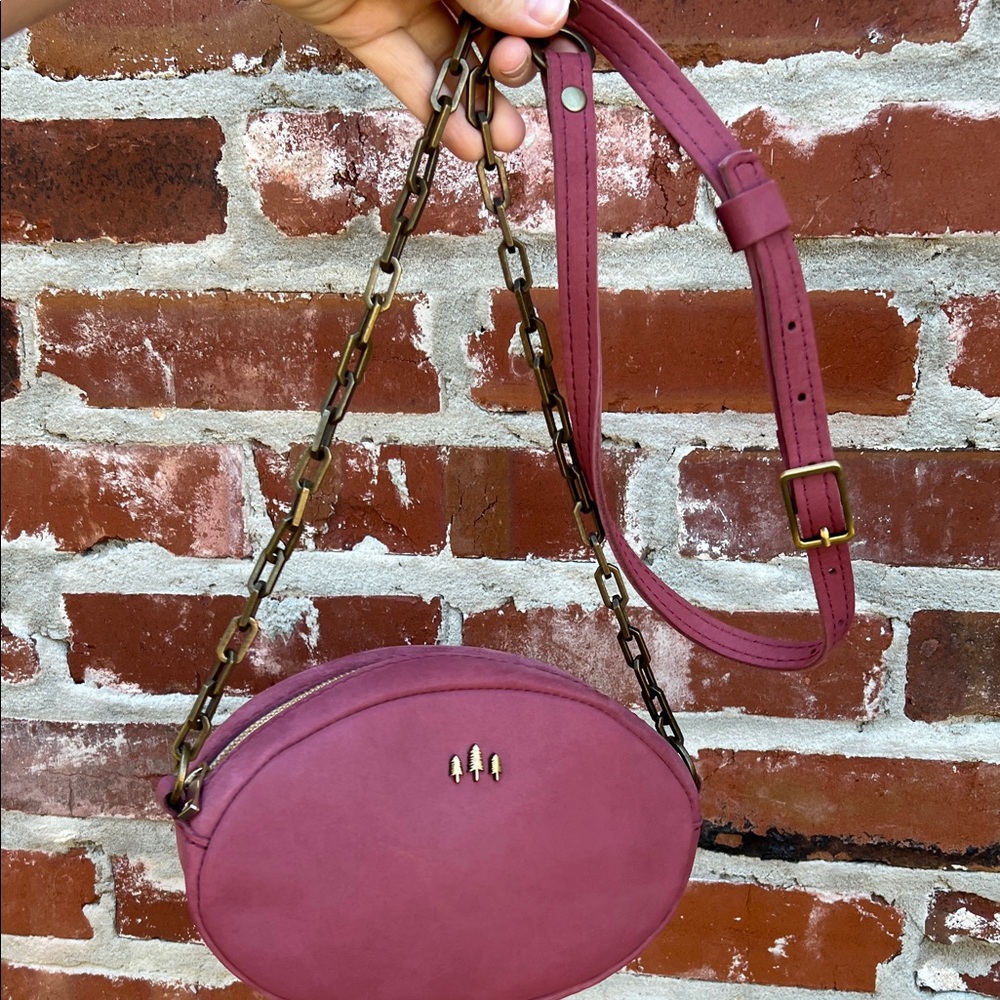 Portland Leather Goods Roswell Crossbody Bag in Foxglove - Picture 2 of 11